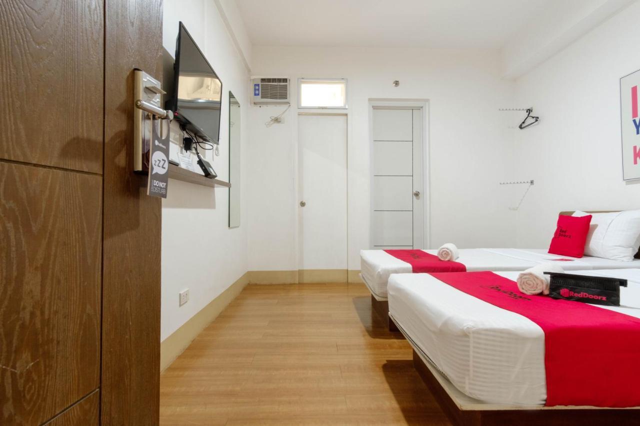 Hotel Reddoorz Near V Mapa Station Manila Exteriér fotografie