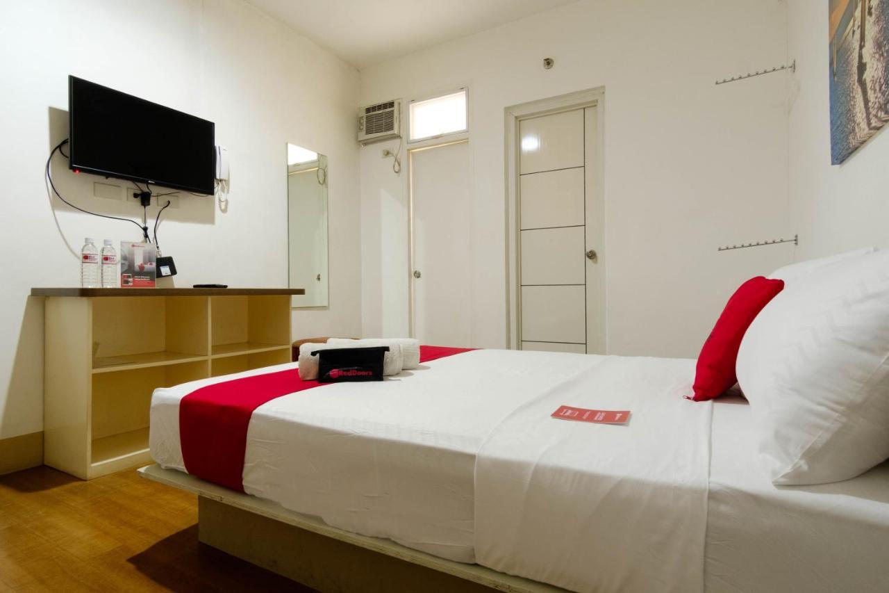 Hotel Reddoorz Near V Mapa Station Manila Exteriér fotografie