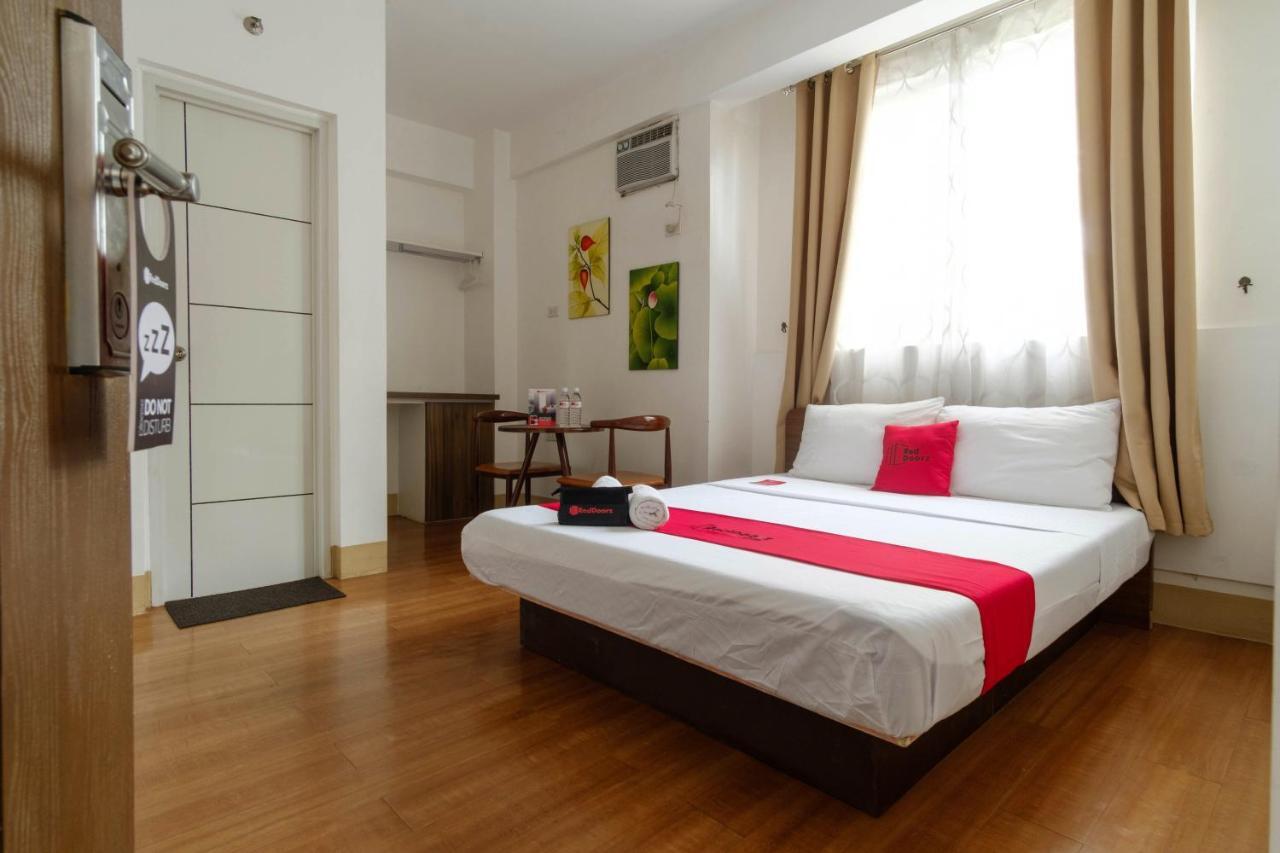 Hotel Reddoorz Near V Mapa Station Manila Exteriér fotografie