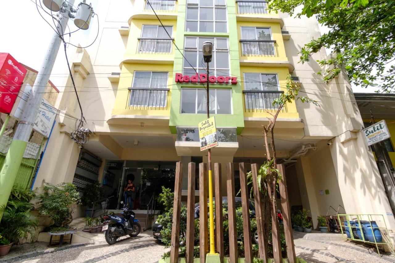 Hotel Reddoorz Near V Mapa Station Manila Exteriér fotografie